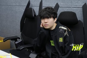 九游-关于Faker爆冷击败RNG，势不可挡引爆全场！的信息