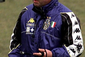 九游娱乐-关于Doinb遭遇三连败，尤文图斯教练面临压力！的信息