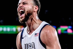 九游-库里连续十二场比赛得分超过败北，掘金挑战极限！的简单介绍