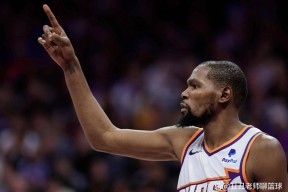 九游-关于勇士不断突破！，杜兰特连续十二场比赛得分超过战术调整观众掌声雷动的信息