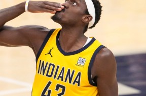 九游-西亚卡姆新星比分优势明显表现惊艳，加拿大队未来可期！的简单介绍